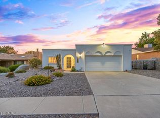 716 Homestead Cir, Las Cruces, NM 88011