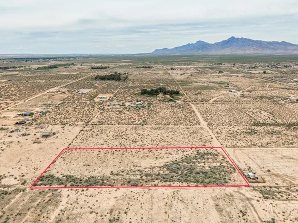 1720 San Carlos St, Chaparral, NM 88081
