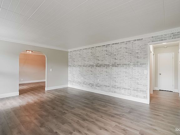 4th image of 108 Jacksons Retreat Ct