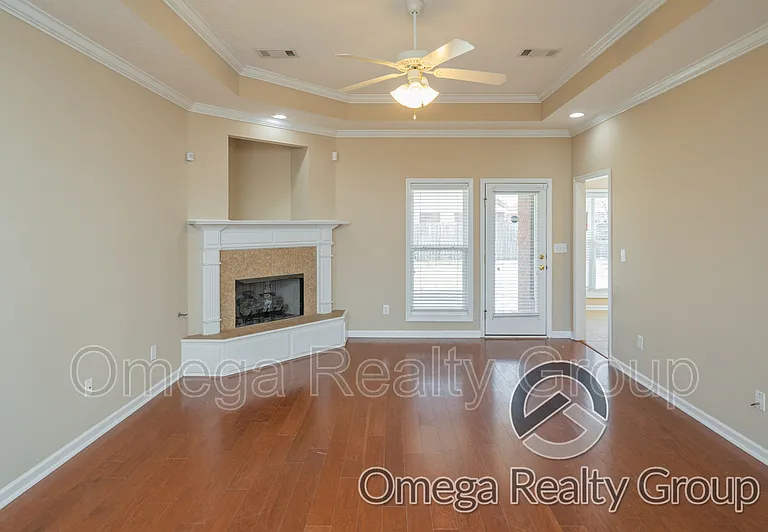 1325 Meadow Glen Rd — Photo 15
