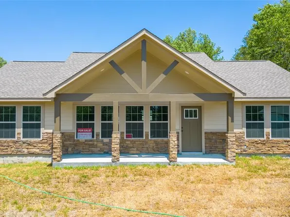 16 W Forest Drive, Huntsville, TX 77340