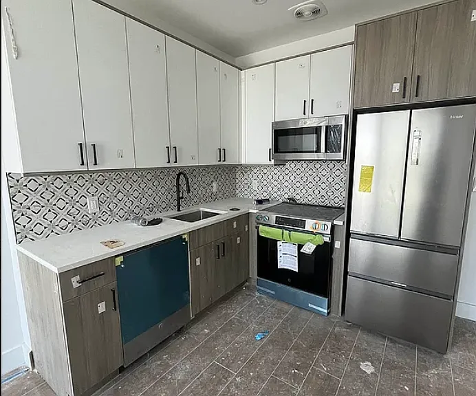 363 Hawthorne St #1A — Photo 1