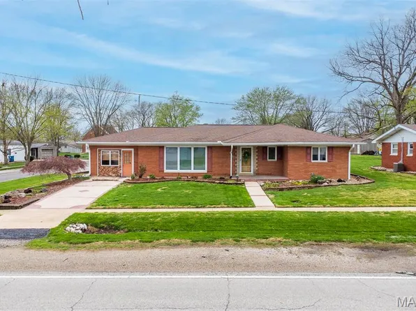 132 S Duncan St, Marine, IL 62061