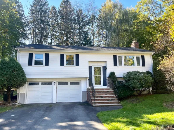 3 Bradley Rd, Andover, MA 01810