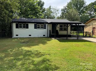 9737 Feldbank Dr, Charlotte, NC 28216