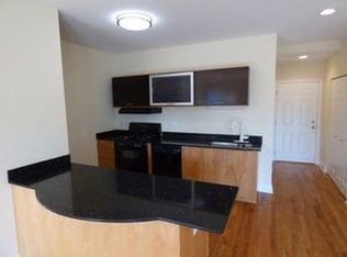 7554 N California Ave UNIT 204, Chicago, IL 60645