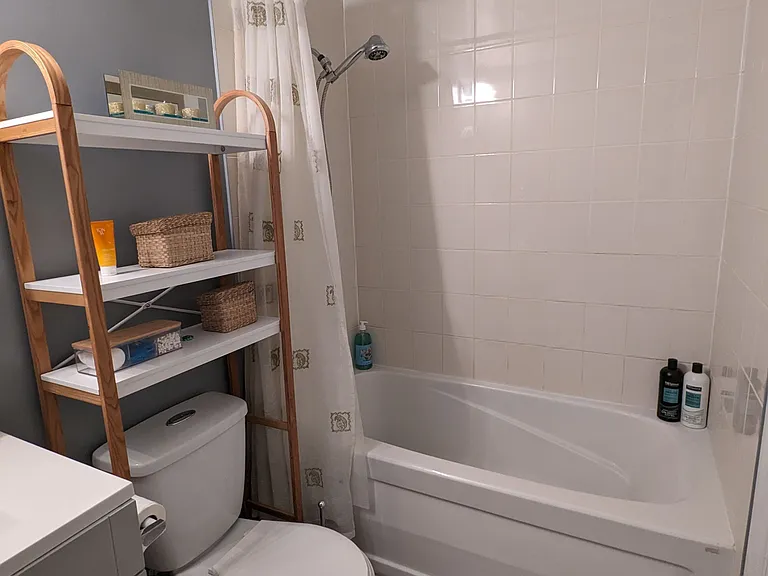 220 Burnhamthorpe Rd W #711 — Photo 23