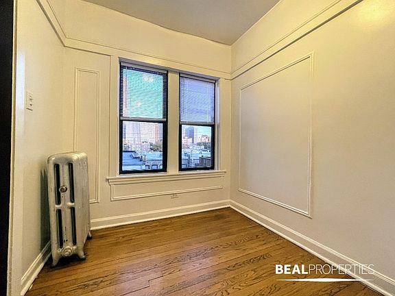 5th image of 816 W Waveland Ave APT 29