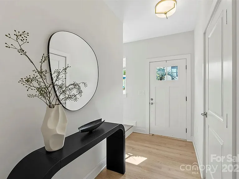 1104 Wonder Way — Photo 9
