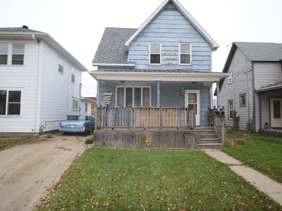 420 S 4th St, Aberdeen, SD, 57401