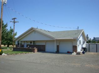 330 N A St, Condon, OR 97823