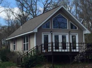 2277 Red Brush Rd, Newburgh, IN 47630