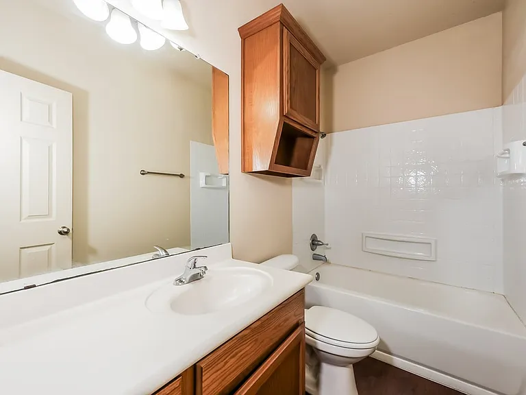 2100 Breezy Dr — Photo 12