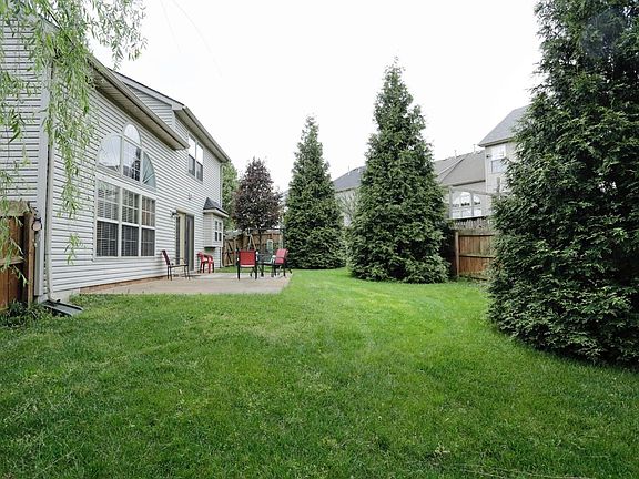 4th image of 504 Hopewell Park