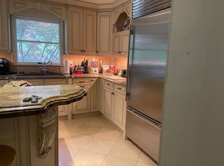 10 Bryce Way, Morris Plains, NJ 07950