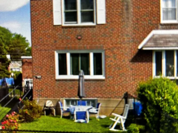 7805 Horrocks St, Philadelphia, PA 19152