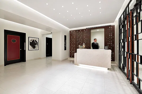 Rented by Compass | media 31