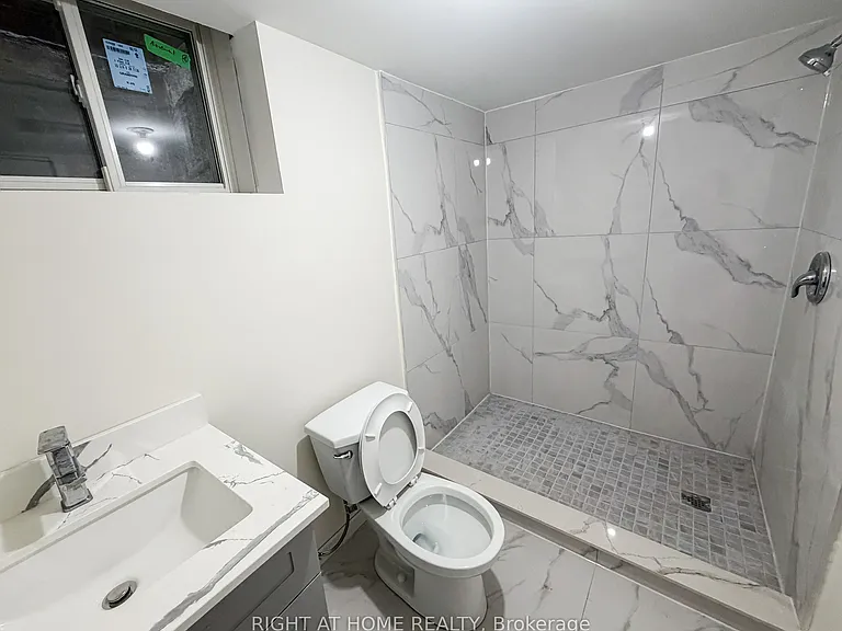 300 South Kingsway #BASEMENT — Photo 9