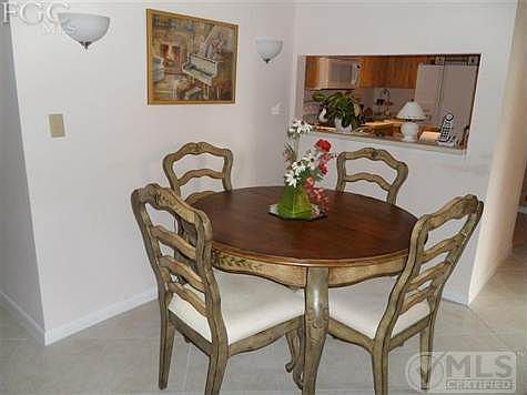 5th image of 6110 Whiskey Creek Dr APT 208