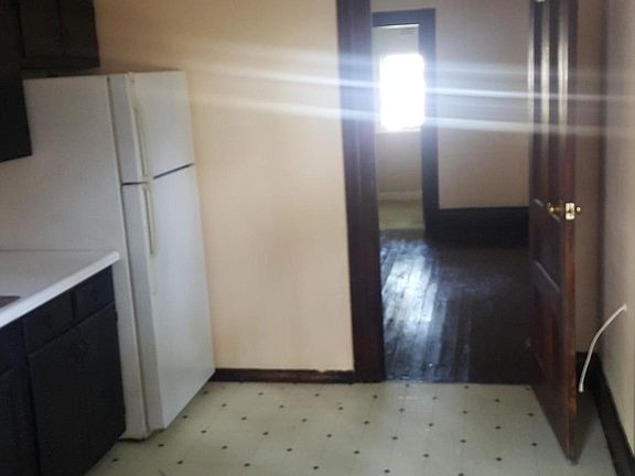 2nd image of 1307 Forest Ave APT 2