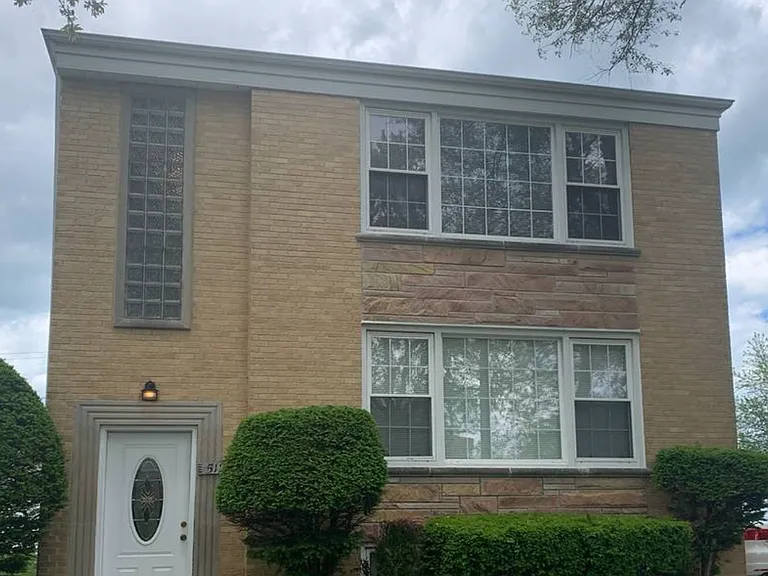 5120 Greenwood St — Photo 1