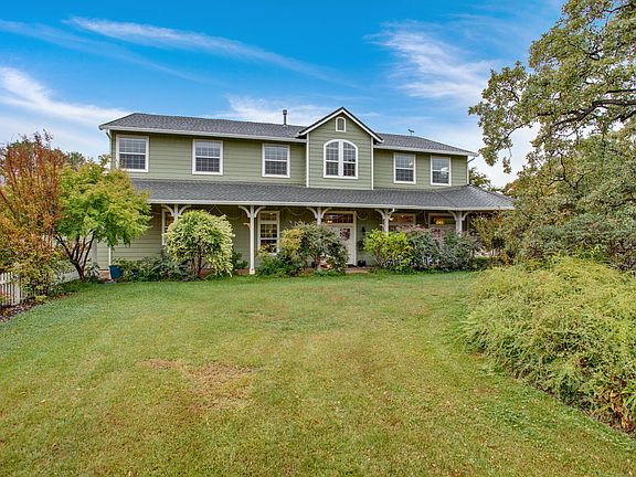 2nd image of 21609 Bella Flores Ln