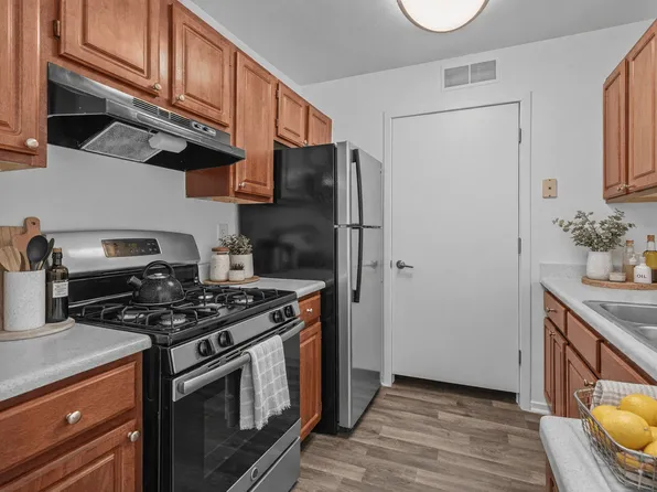 Canton Club Apartments - Canton, MI, 41265 Crossbow Cir #69207, Canton, MI 48188