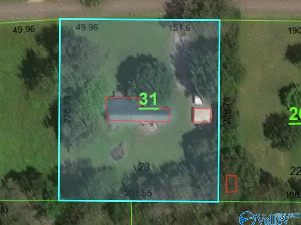 160 Crystal Creek Dr, New Market, AL 35761