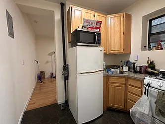 Rented by KNOCKKNOCK LLC