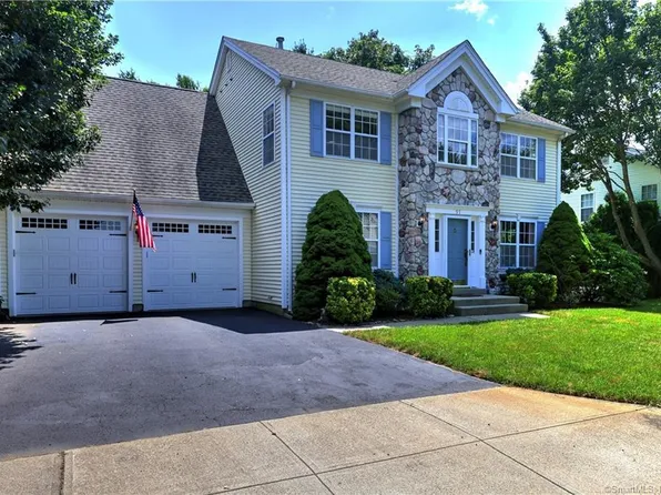 97 Chestnut Lane, Milford, CT 06460