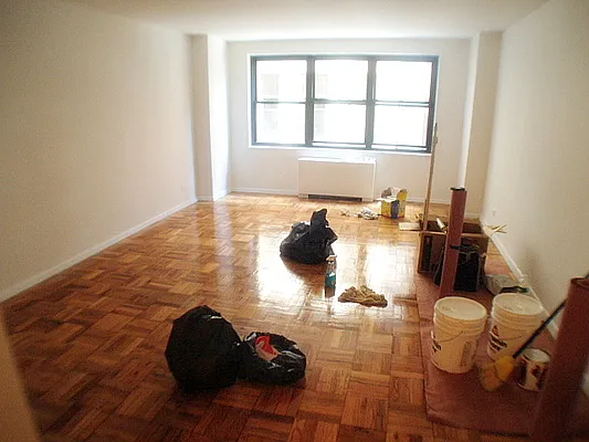 Rented by City Connections Realty | media 1