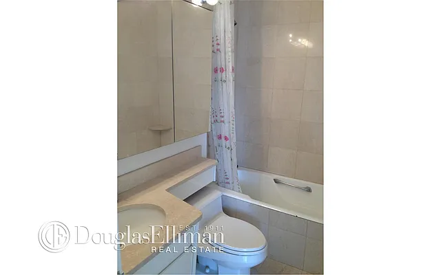 Rented by Douglas Elliman | media 82