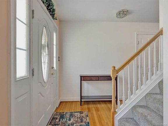 4th image of 10296 Grand Hickory Dr