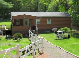 696 Bronk Lake Rd, Coxsackie, NY 12051