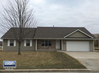 3997 Wright Cir, De Pere, WI 54115