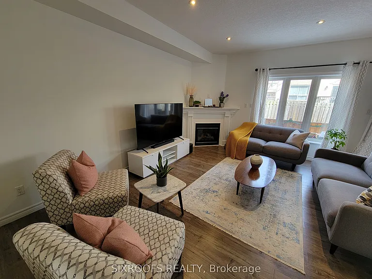 2089 Beaverbrook Ave #12 — Photo 7