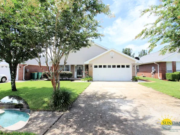 1622 Sutton Pl, Fort Walton Beach, FL 32547