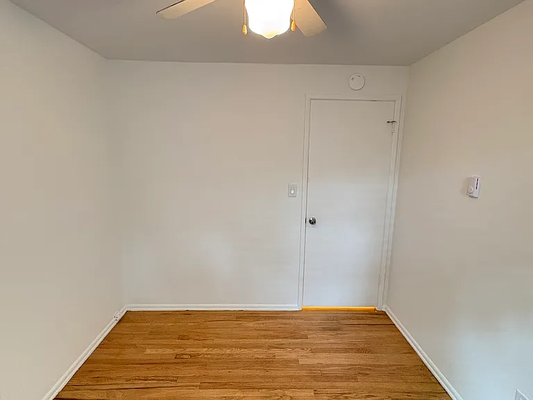 408 N 61st St #4 — Photo 17