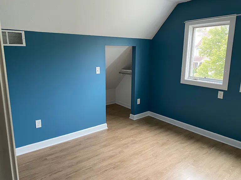 444 College Ave — Photo 9