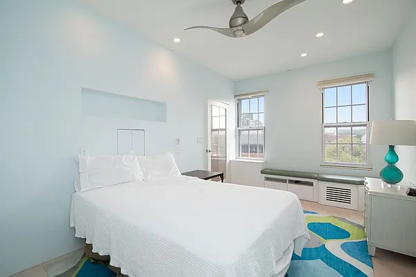 Rented by REAL New York | media 15