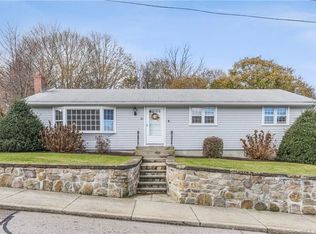 40 Robinson St, Pawcatuck, CT 06379