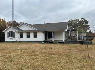 139 Plunk Dr, Adamsville, TN 38310