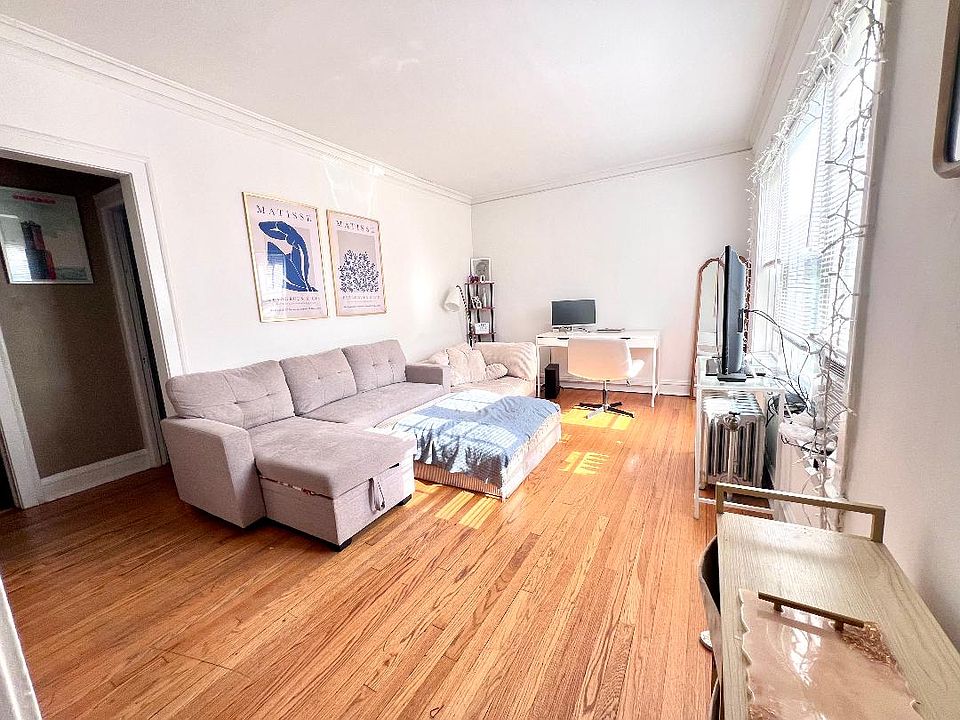 1st image of 4535 N Paulina St APT 2B