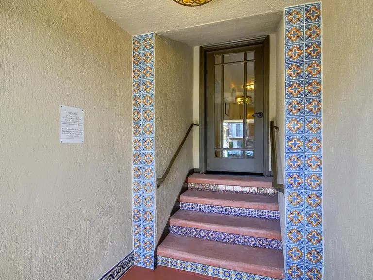 2124 P St #4 — Photo 3