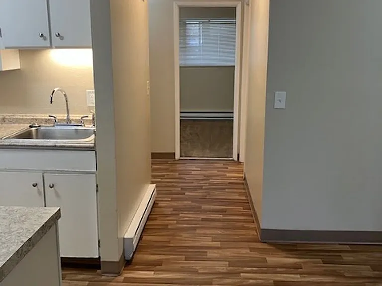 Barbur Place SE Portland — Photo 31