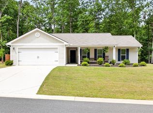 202 Rolling Woods Ln, Hull, GA 30646