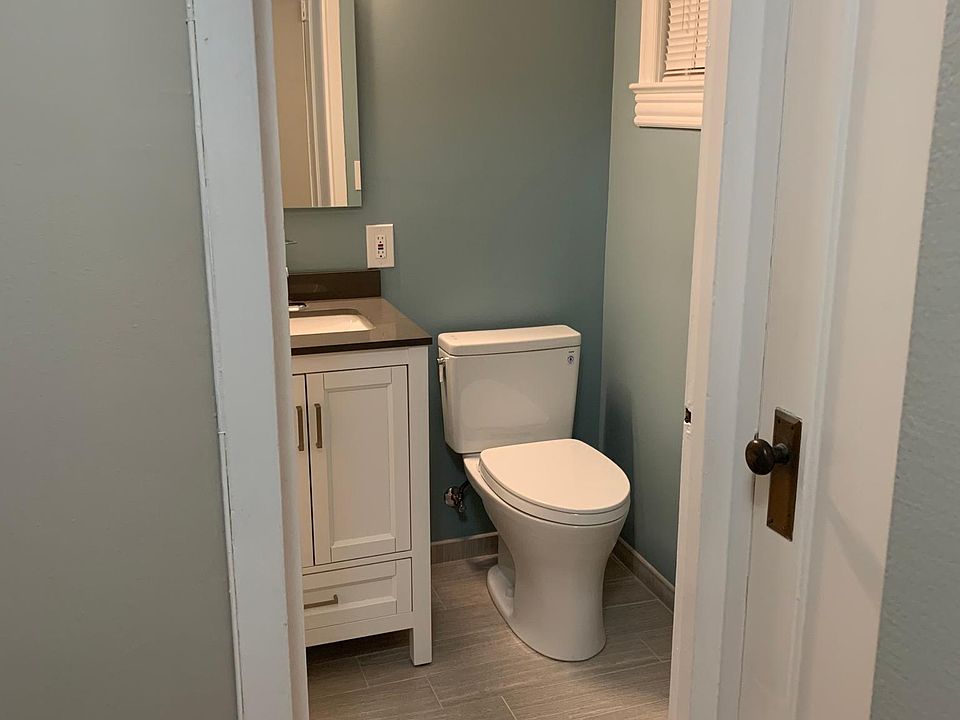NEW! Fully remodeled bathroom- full size shower/tub, sink with vanity & medicine cabinet, new toilet, fan/heater, and new floors- stunning!