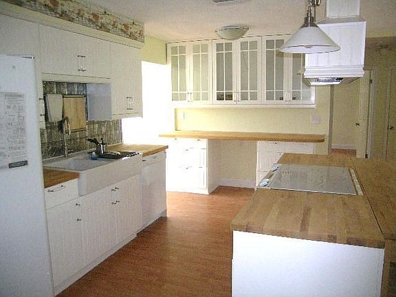 4th image of 1345 Alaska Ave