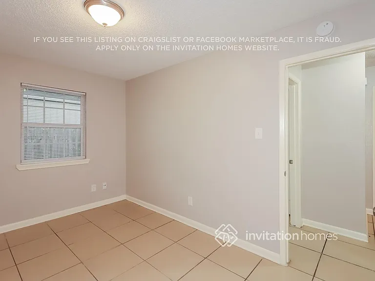 3131 Cliff Swallow Ct — Photo 10