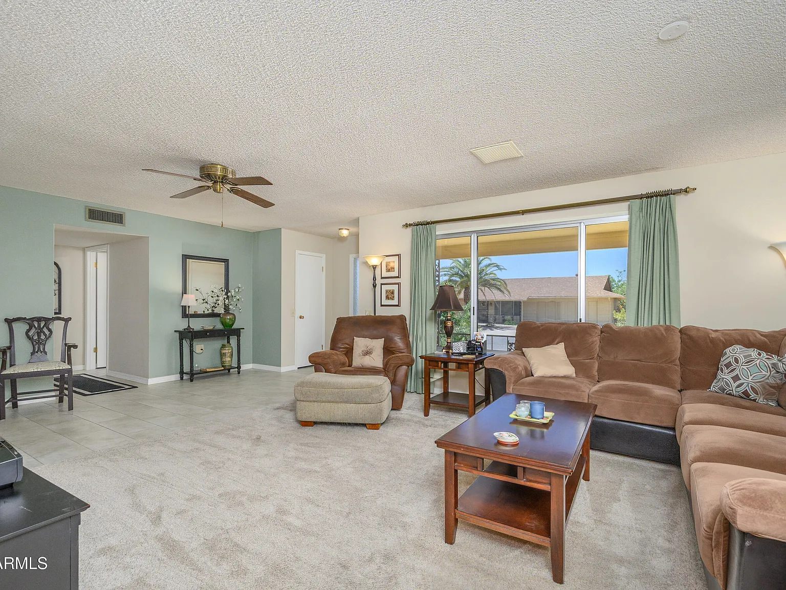 2 bed, 2.0 bath, 1899 sqft, $1,700 — Photo 3